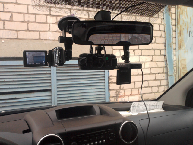 Как выбрать хороший видеорегистратор для автомобиля