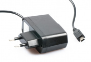Сетевое зарядное устройство miniUSB 1500mA (с кабелем )